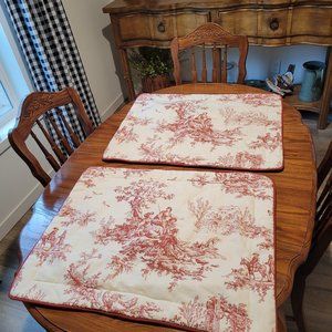 Beautiful pair of Thomasville quilted/padded large pillow shams